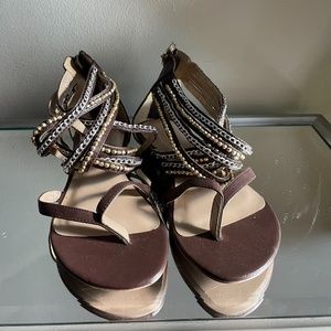 AVON Gladiator Sandal w Beads Brown Sandal Size 6